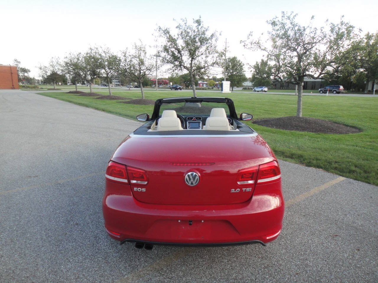 Used 2012 Volkswagen Eos Komfort FWD image 14