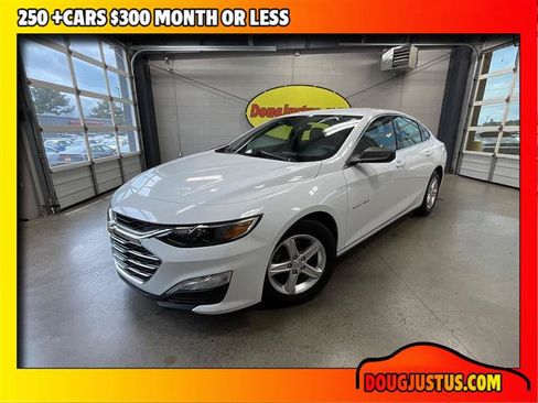 Used 2023 Chevrolet Malibu LS FWD image 1