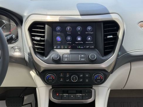 Used 2023 GMC Acadia Denali w/ Denali Ultimate Package FWD image 22