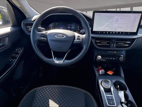 Used 2023 Ford Escape Active w/ Tech Pack #1 FWD image 7