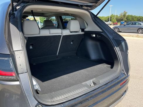 Certified 2024 Honda HR-V EX-L image 9
