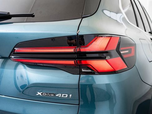 Used 2025 BMW X5 xDrive40i image 9