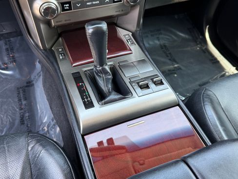 Used 2017 Lexus GX 460 Premium w/ Premium Package AWD/4WD image 25