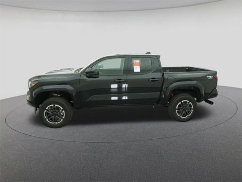 New 2025 Toyota Tacoma TRD Sport image 3
