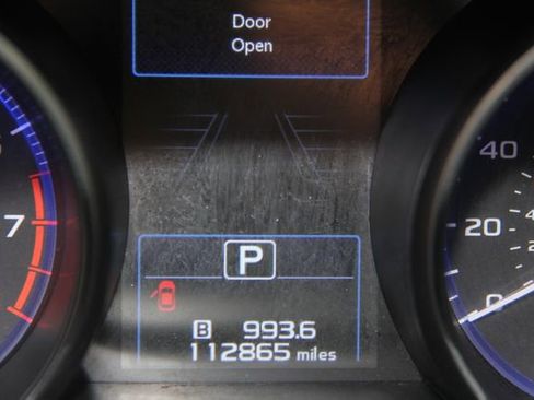 Used 2016 Subaru Outback 3.6R Limited image 23