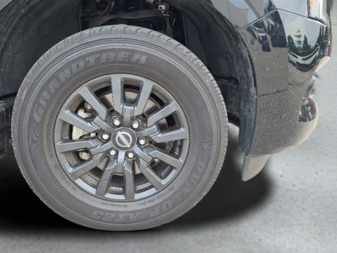 Used 2025 Nissan Armada SV AWD/4WD image 22