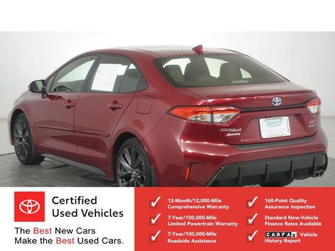 Certified 2025 Toyota Corolla SE w/ SE Premium Package image 5