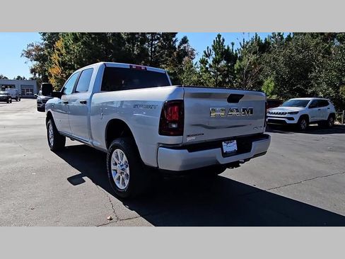New 2026 RAM 2500 Big Horn AWD/4WD image 27