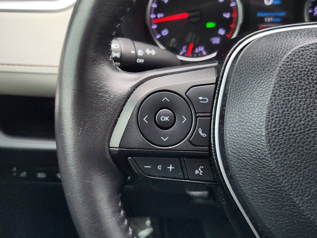 Used 2019 Toyota RAV4 XLE Premium w/ Cold Weather Package AWD/4WD image 17