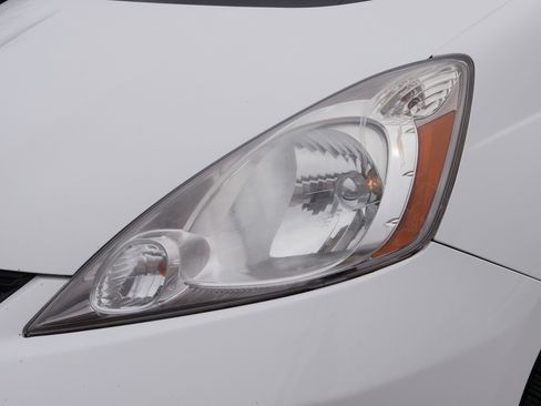 Used 2010 Honda Fit Sport image 16