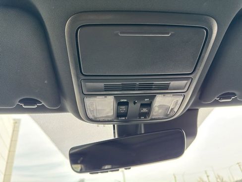 Used 2022 Honda Pilot TrailSport image 27