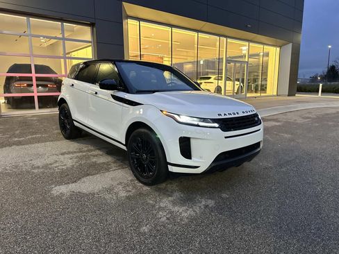 New 2026 Land Rover Range Rover Evoque S AWD/4WD image 3