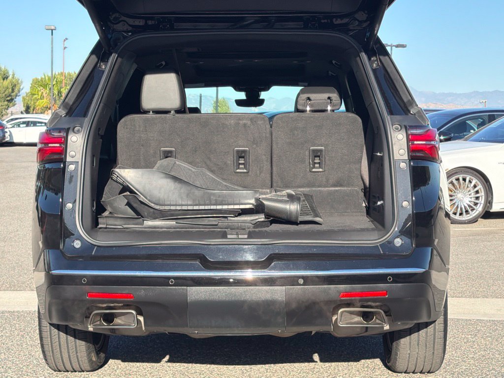 Used 2022 Chevrolet Traverse High Country w/ LPO, Cargo Package FWD image 14