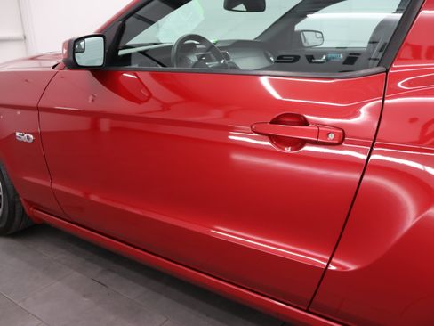 Used 2013 Ford Mustang GT Premium w/ Comfort Pkg RWD image 31