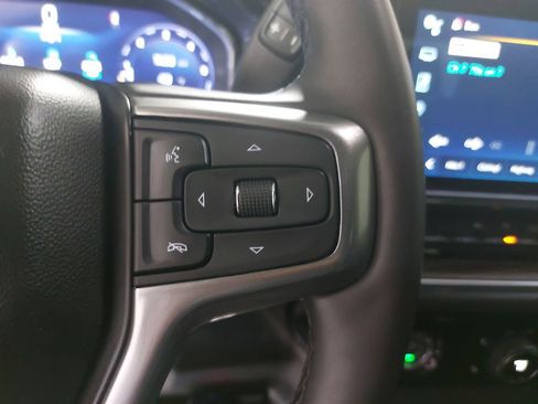 Used 2024 Chevrolet Silverado 1500 LT image 17