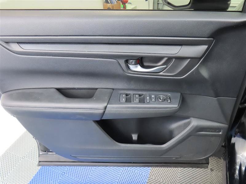 Used 2023 Honda CR-V LX image 11