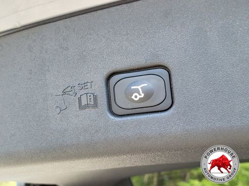 Used 2024 Lincoln Nautilus Reserve AWD/4WD image 15