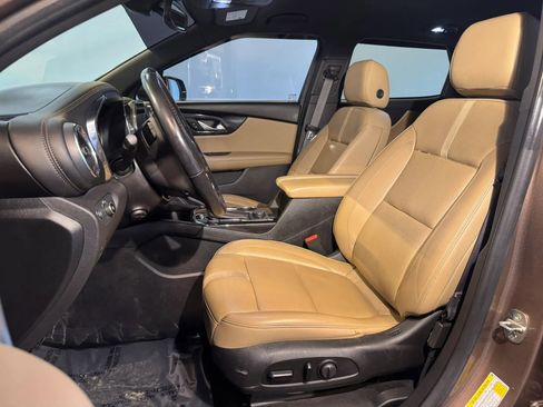 Used 2019 Chevrolet Blazer Premier AWD/4WD image 9
