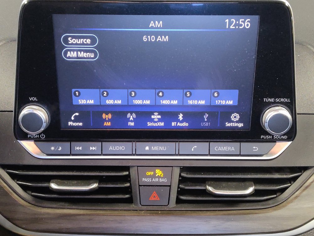 Used 2024 Nissan Altima 2.5 SV FWD image 25