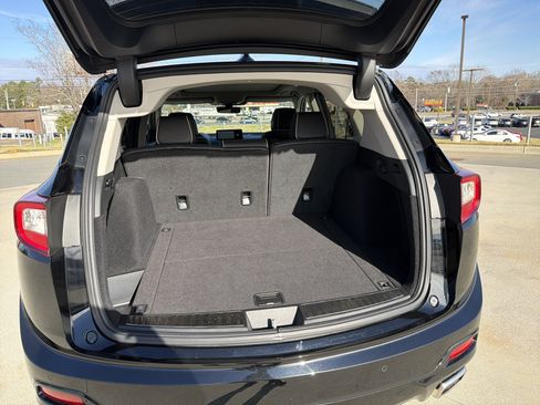 Certified 2025 Acura RDX SH-AWD w/ Advance Package image 32