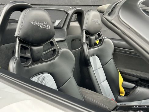 Certified 2025 Porsche 718 Boxster Spyder RS image 34