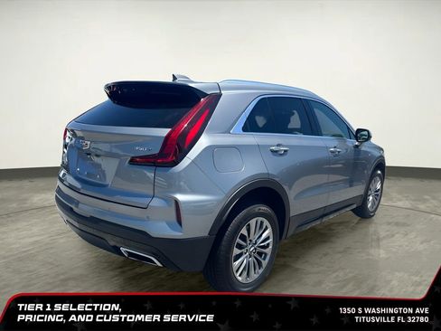 Used 2024 Cadillac XT4 Premium Luxury AWD/4WD image 5