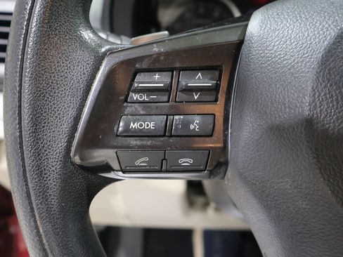 Used 2013 Subaru Crosstrek 2.0i Premium AWD/4WD image 30