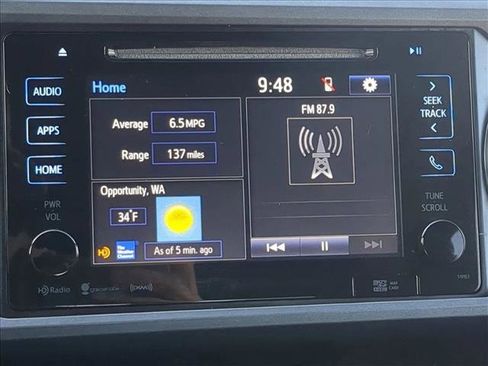 Used 2017 Toyota Tacoma TRD Sport w/ Tow Package (A/T) image 19