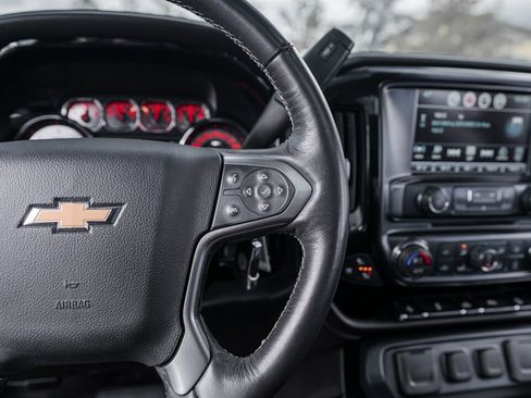 Used 2018 Chevrolet Silverado 1500 LTZ Z71 w/ LTZ Plus Package image 31