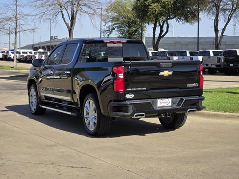 Used 2024 Chevrolet Silverado 1500 High Country w/ High Country Premium Package image 6
