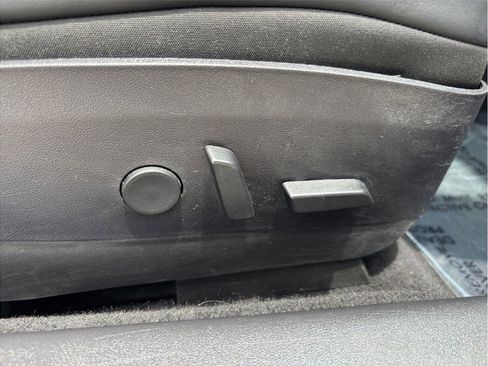 Used 2019 Tesla Model 3 Standard Range Plus RWD image 37