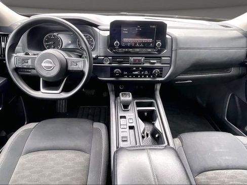 Certified 2024 Nissan Pathfinder S FWD image 13