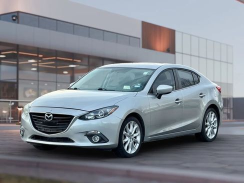 Used 2016 MAZDA MAZDA3 s Touring image 4