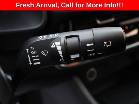 Used 2022 Nissan Rogue SL w/ SL Premium Package FWD image 32