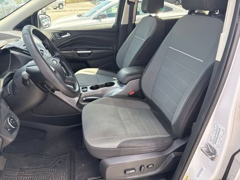 Used 2015 Ford Escape SE FWD image 5