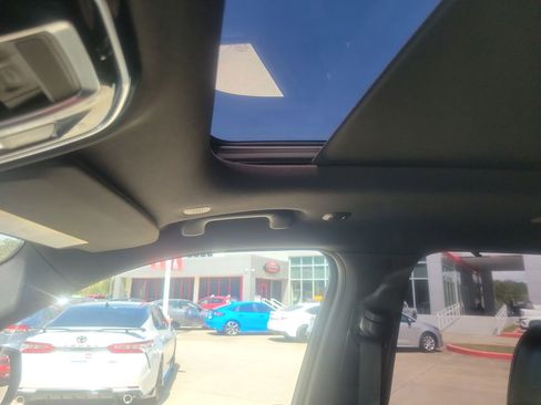 Used 2021 Jeep Grand Cherokee L Overland w/ Advanced Protech Group III image 20