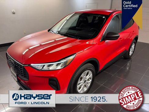 Used 2024 Ford Escape Active AWD/4WD image 3