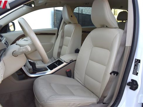 Used 2013 Volvo XC70 T6 AWD/4WD image 10