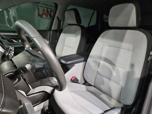 Used 2023 GMC Terrain SLE image 23