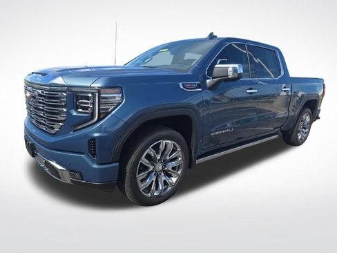 Used 2025 GMC Sierra 1500 Denali w/ Denali Reserve Package AWD/4WD image 8