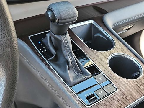 Used 2023 Toyota Sienna LE image 27