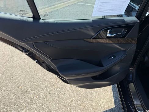 Used 2016 Nissan Maxima Platinum image 15