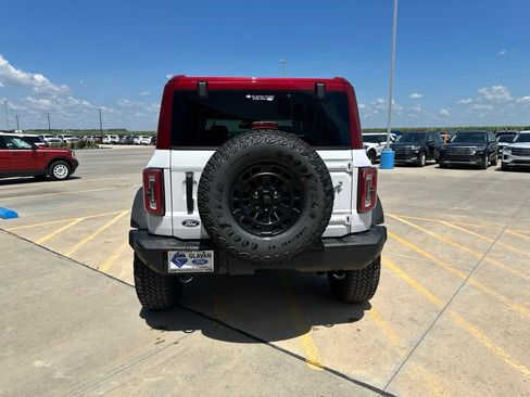 New 2026 Ford Bronco Badlands AWD/4WD image 6