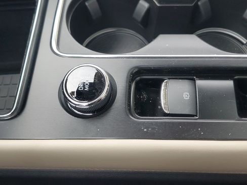 New 2026 Lincoln Corsair Premiere image 24