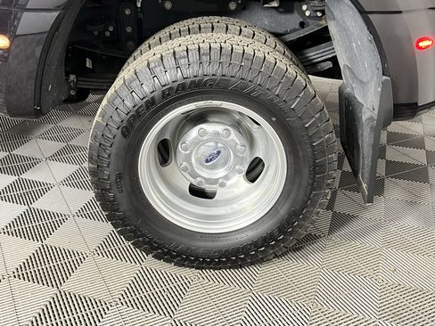 Used 2024 Ford F350 Lariat w/ Lariat Ultimate Package image 20