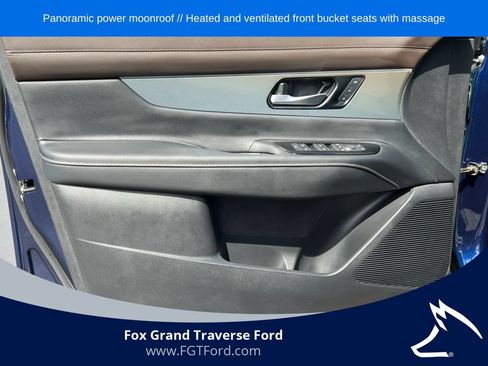 Used 2025 Nissan Murano Platinum w/ Cargo Package AWD/4WD image 13