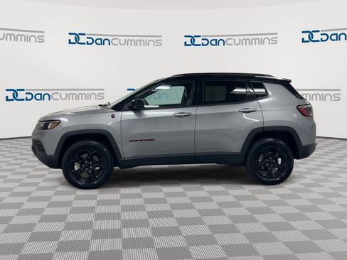Used 2024 Jeep Compass Trailhawk AWD/4WD image 5
