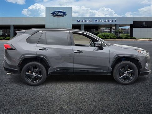 Used 2021 Toyota RAV4 XSE image 6