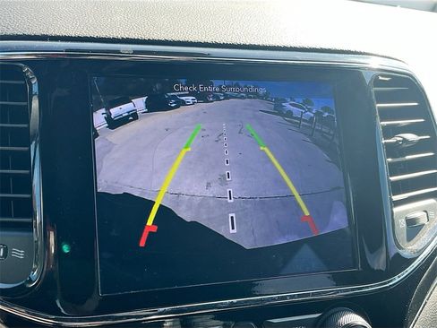 Used 2019 Jeep Grand Cherokee Trailhawk w/ Trailhawk Luxury Group image 14