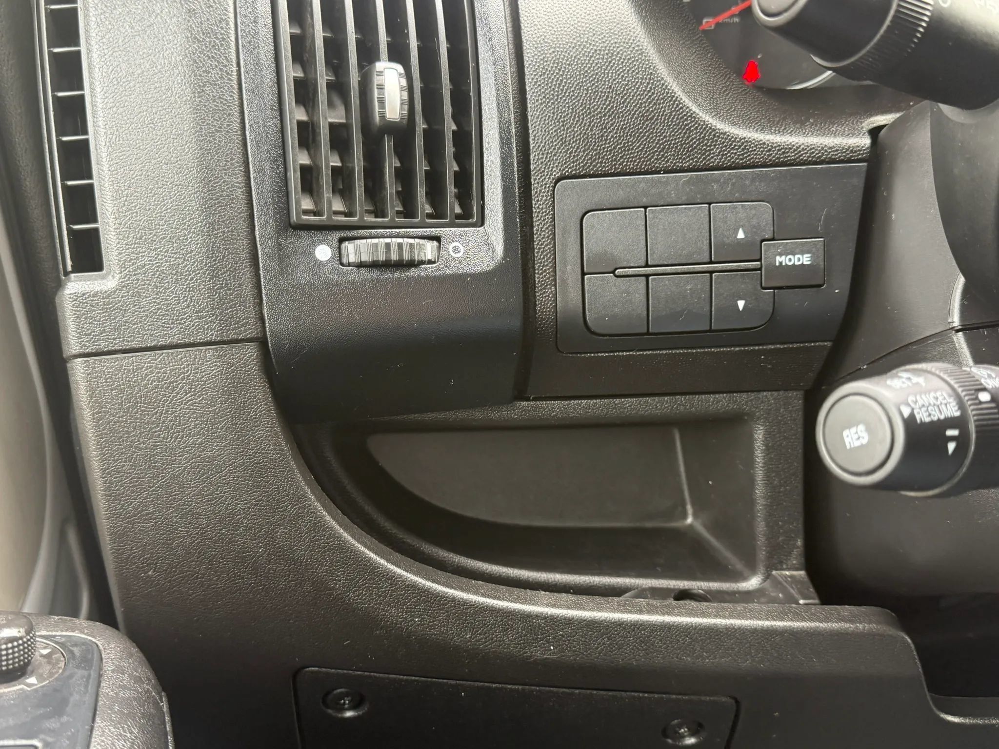 Used 2021 RAM ProMaster 2500 FWD image 19